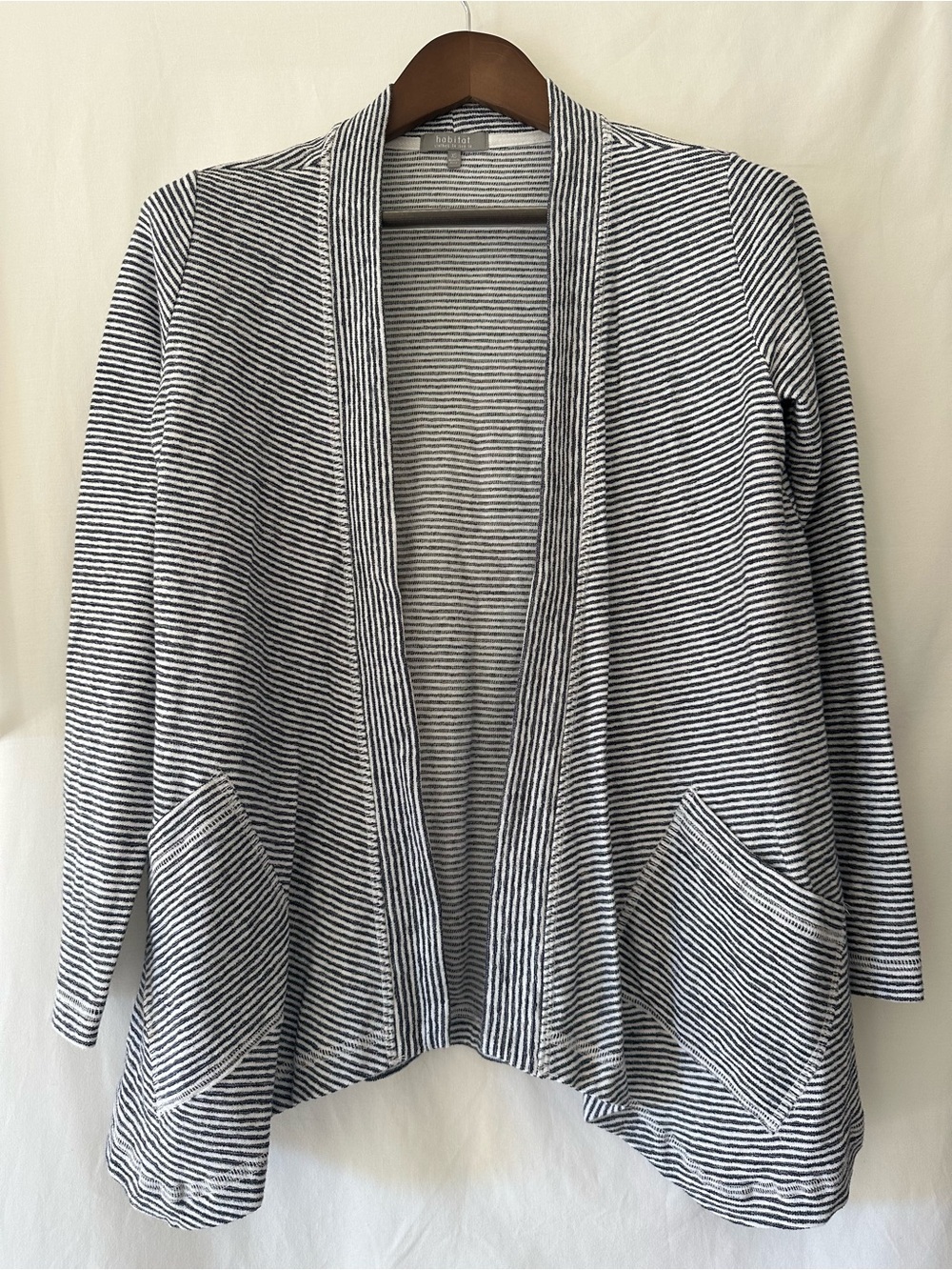 NWOT Habitat Cardigan Size XS